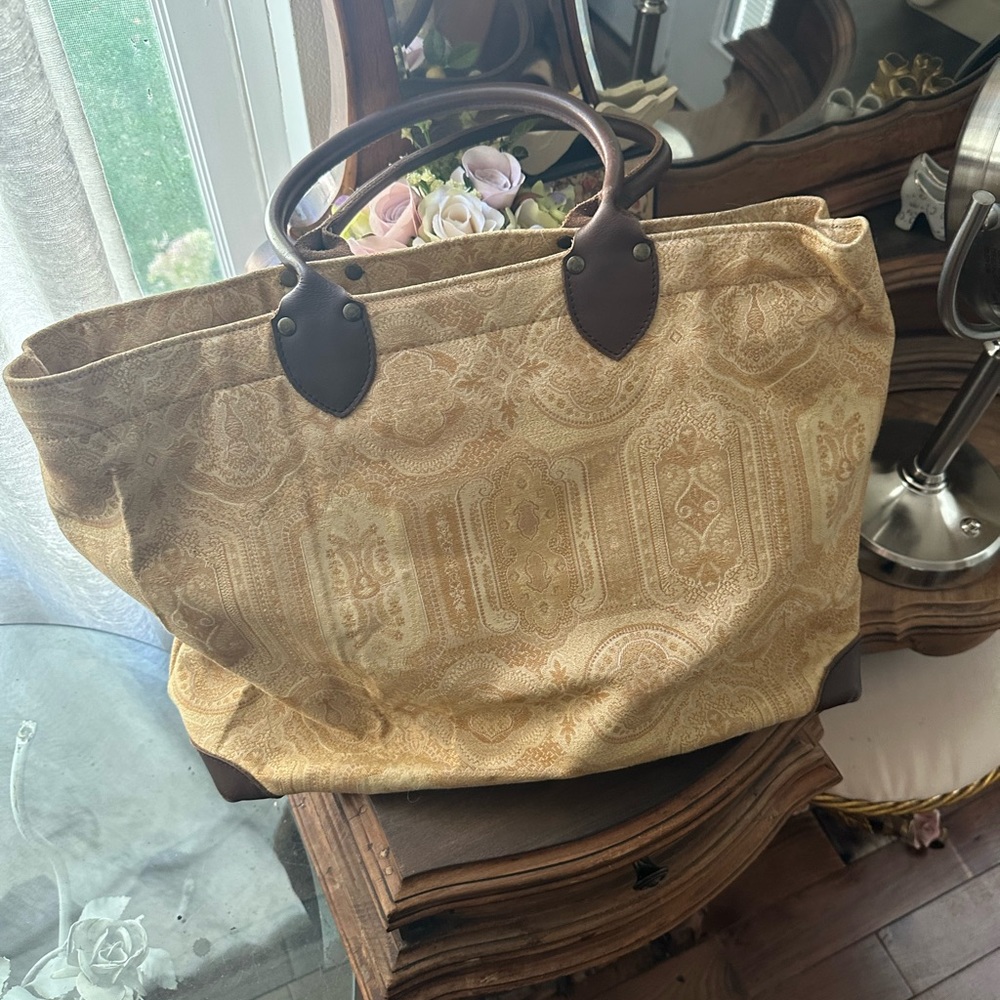 Vintage 90’s Laura Ashley gold and brown leather bag